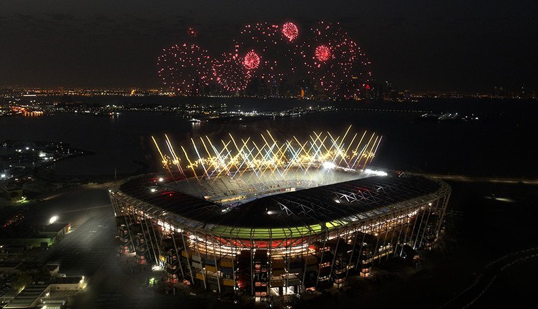 ساخت استادیوم فوتبالِ متحرک در قطر+فیلم