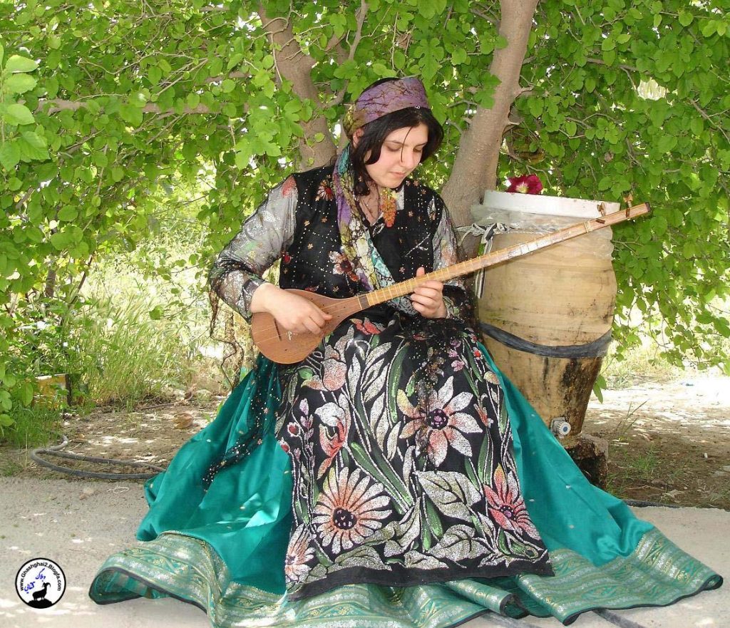ماجرای ممانعت از ورود دختر قشقایی به باغ نارنجستان