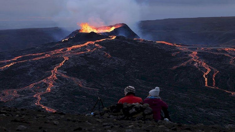 فوران آتشفشانی در شبه جزیره ریکیانس ایسلند