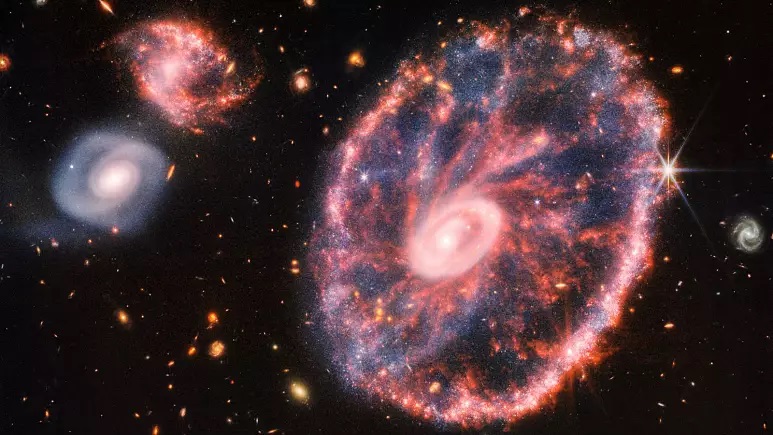 تصویر جدید تلسکوپ فضایی جیمز وب از کهکشان چرخ گاری