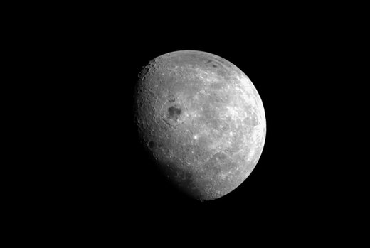 فضاپیمای ناسا در نزدیک‌ترین فاصله از ماه/عکس