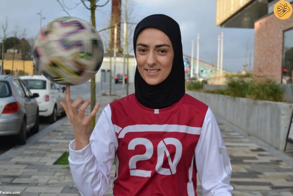 حرکات نمایشی دختر ایرانی در جام جهانی/فیلم
