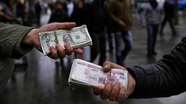 ثبت پایین‌ترین نرخ برابری ریال ایران در مقابل دلار و یورو