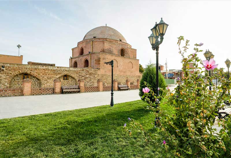 احیای حجرات ضلع شمالی مسجد جامع ارومیه