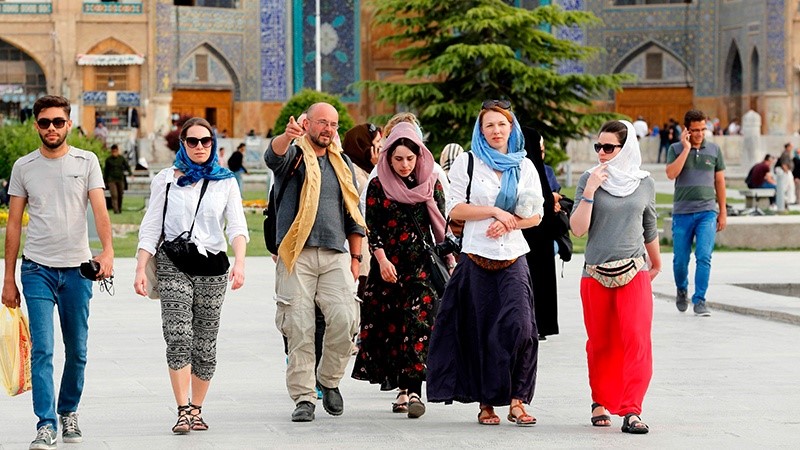 ورود گردشگران خارجی به کرمانشاه پس از ۲۰ ماه