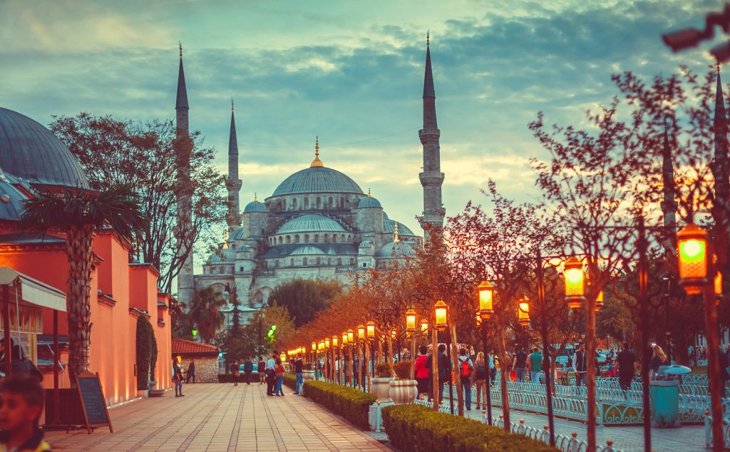 سفر به ترکیه با کمتر از ۲ میلیون تومان؟!
