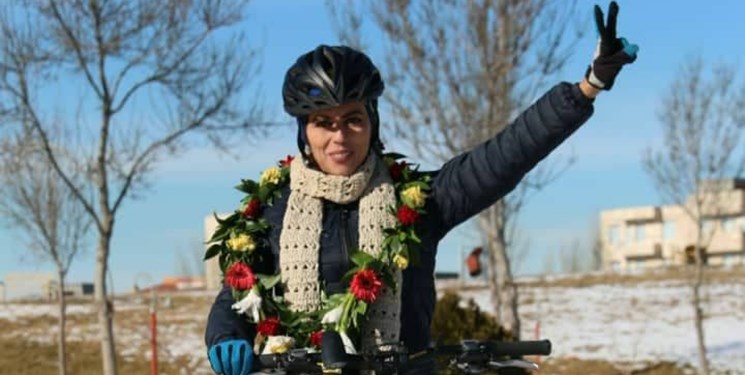 سفر ۹۰ روزه به دور ایران با دوچرخه