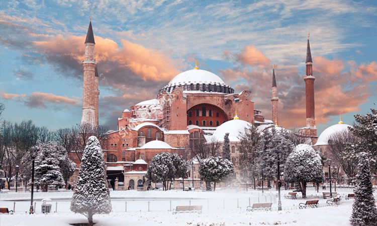 نرخ تور استانبول در زمستان کاهش پیدا می کند