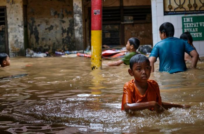 سیل در سوماتروی اندونزی بیش از ۳۰ هزار نفر را آواره کرد