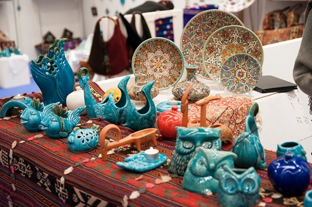 فرصت آفرینی جشنواره هنرهای سنتی فجر برای هنرمندان و فعالان عرصه صنایع دستی