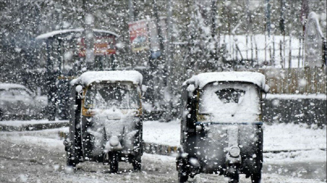 کشته شدن ۲۱ توریست در پاکستان به علت بارش شدید برف