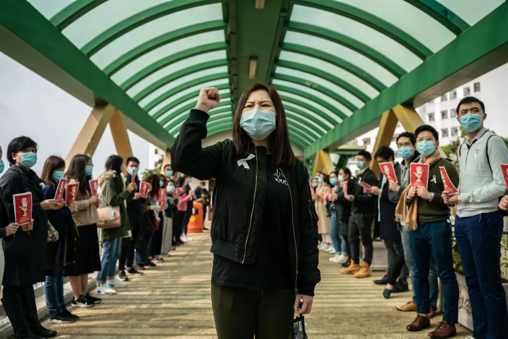 شکست سیاست های سخت گیرانه هنگ کنگ برای مسافران در ایام کرونا