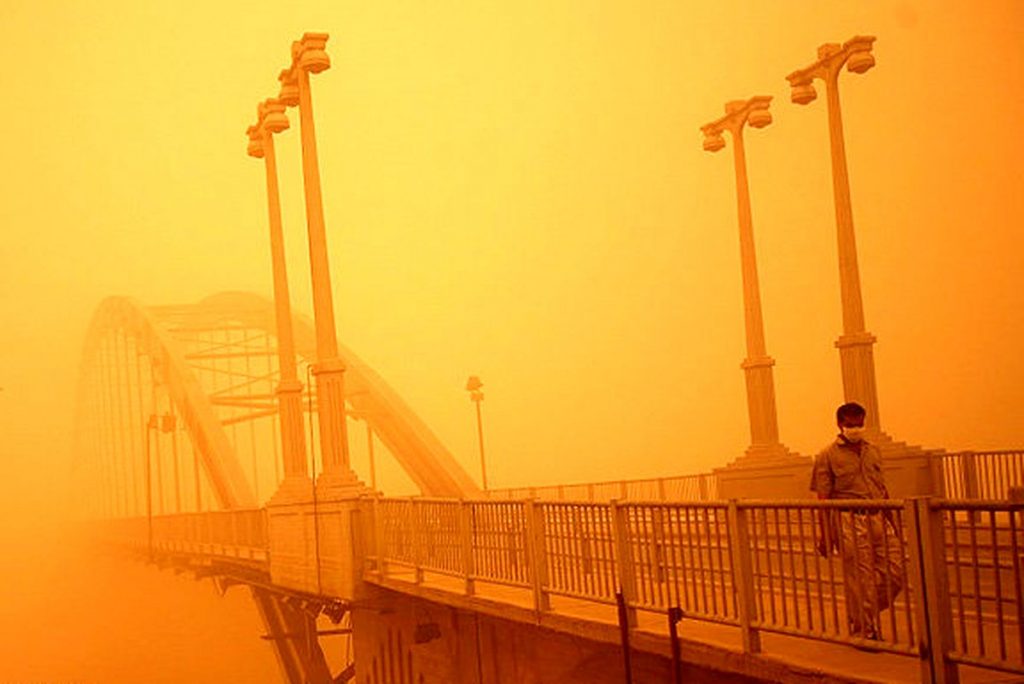 گرد و غبار و آلودگی هوای خرمشهر به بیش از ۵۴ برابر حد مجاز رسید