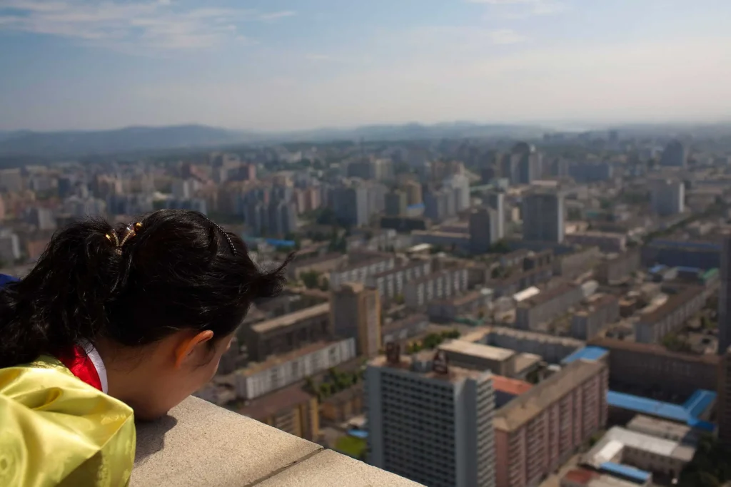 روایتی عجیب از زندگی فقیرترین مردم کره شمالی در پنت هاوس!