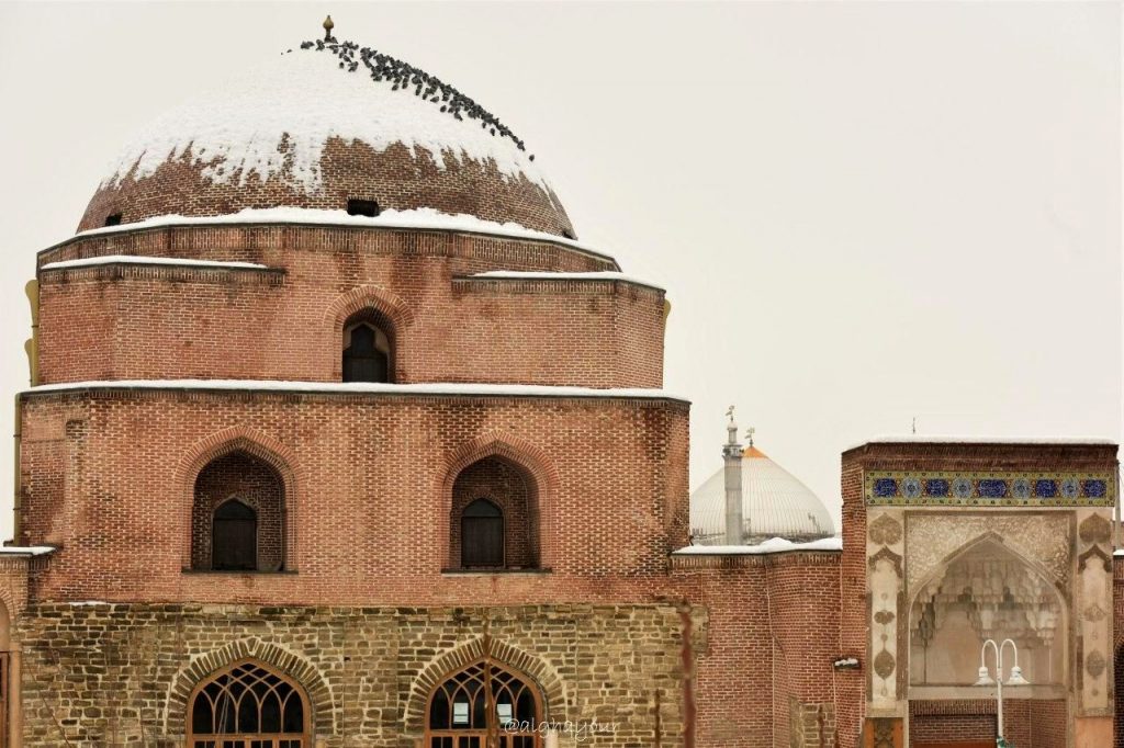 احیای مسجد جامع حجرات در ارومیه