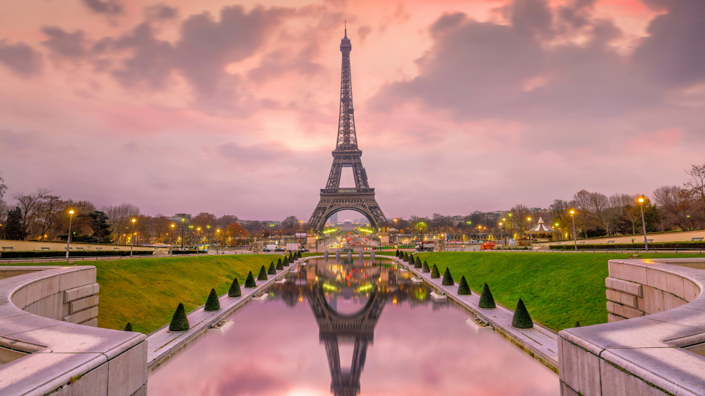 رونق دوباره صنعت گردشگری در پاریس پس از بهبود شرایط ناشی از پاندمی کرونا