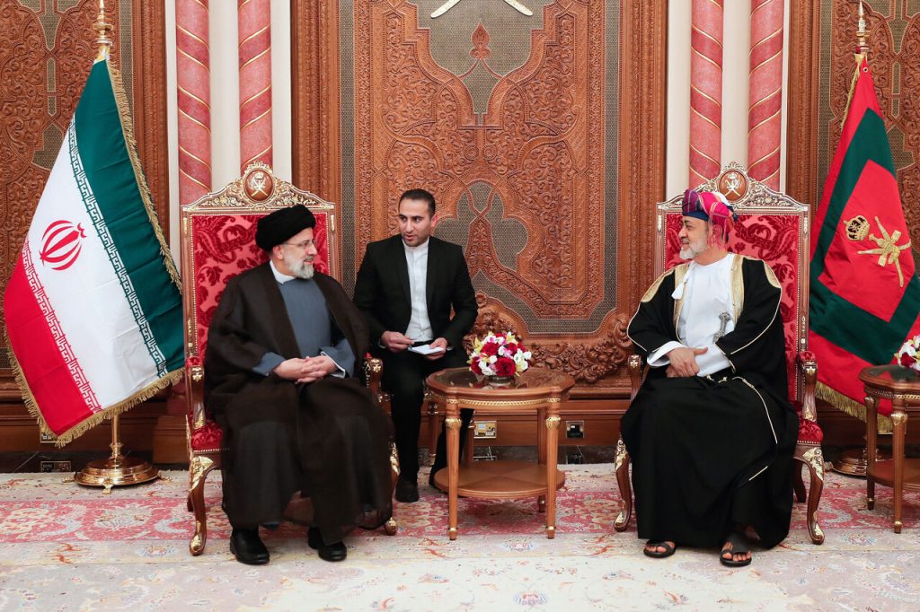 همکاری ایران و عمان