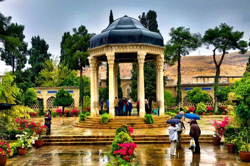 استخدام دانشجویان گردشگری شیراز