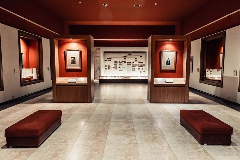 گشتی در تالار خاندان غفاری و کمال‌الملک در موزه ملی ملک