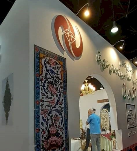 اتاقی تماما ایرانی در نمایشگاه صنایع‌دستی مشهد