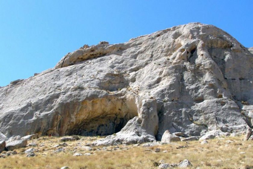 آغاز کاوش های باستان شناسی غار قلعه کرد آوج قزوین