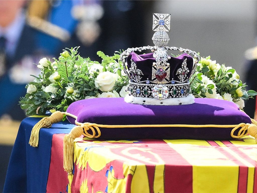 آیا واقعا تابوت ملکه انگلیس خالی است؟