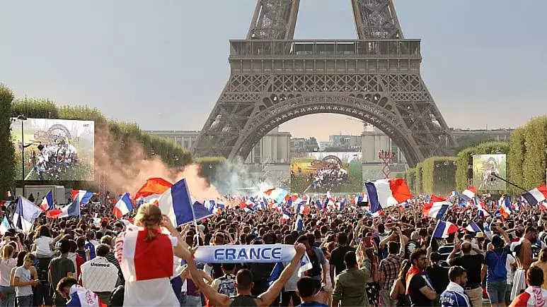 ممنوعیت اکران مسابقات جام‌جهانی قطر در فضای عمومی فرانسه