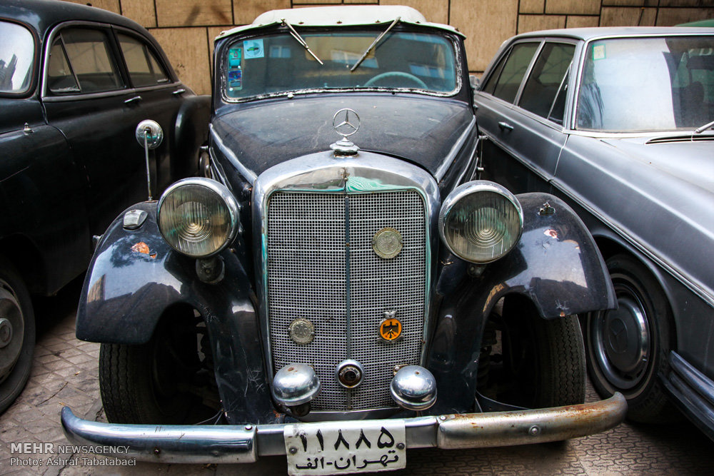 نمایشگاه خودروهای تاریخی