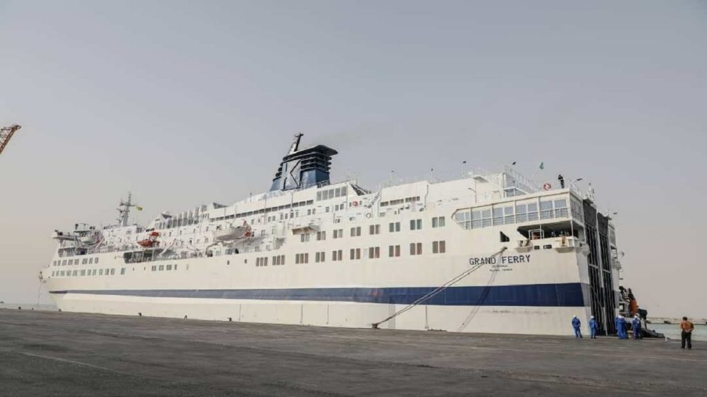 راه‌اندازی خط کشتیرانی مسافربری میان ایران و قطر