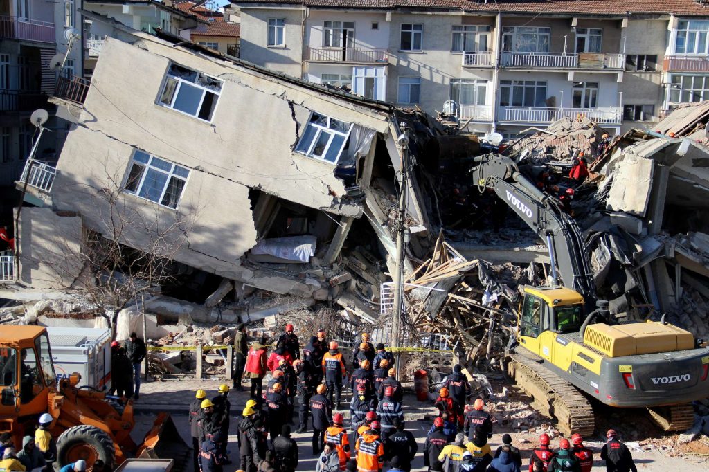 زمین لرزه ۶ ریشتری ترکیه را لرزاند
