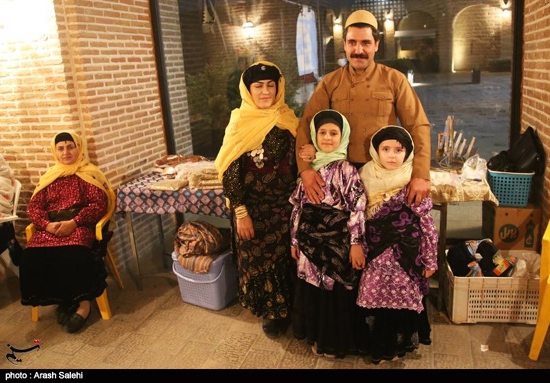 نمایشگاه محصولات عشایر استان قزوین برپا شد