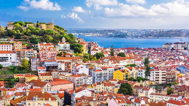 پرتغال به برنامه صدور ویزای طلایی پایان و مجوز اجاره‌ ملک به گردشگران را کاهش می‌دهد