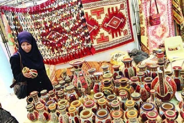 هنرمندان جشنواره صنایع دستی خراسان شمالی بالای ۲ میلیون تومان درآمد داشتند