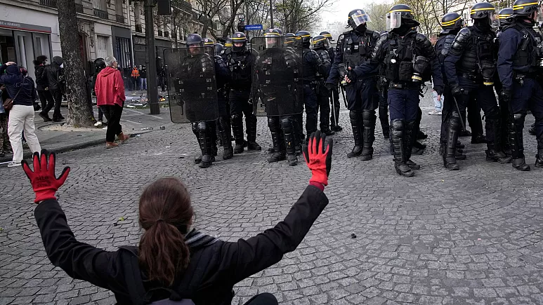 یازدهمین روز اعتراضات فرانسه علیه اصلاحات نظام بازنشستگی
