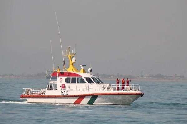امدادگران ۶ گردشگر را که در آب مفقود شده بودند نجات دادند