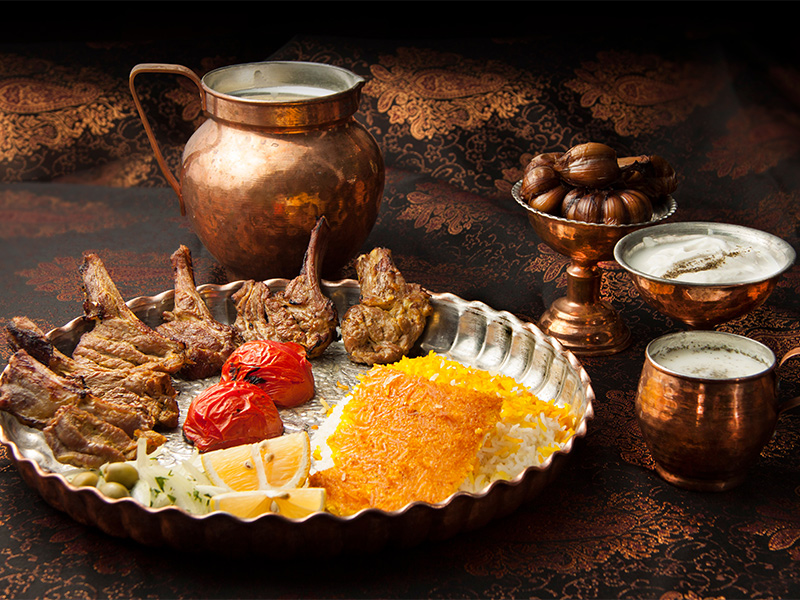 برگزاری نمایشگاه غذاهای سنتی و محلی در سراوان