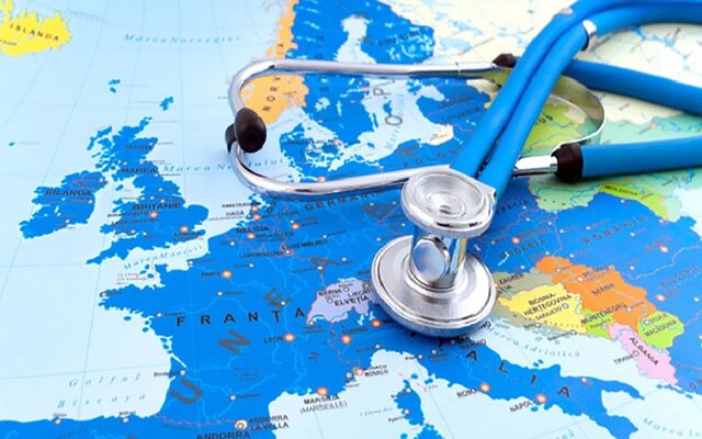 تاکید وزیر بهداشت بر تحکیم روابط با قطر در زمینه گردشگری سلامت