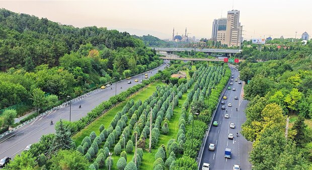 به گارگیری نخستین ایستگاه گردشگری هوشمند در عباس آباد تهران