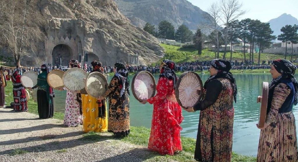 استقبال باورنکردنی گردشگران از جاذبه های گردشگری و تاریخی کرمانشاه